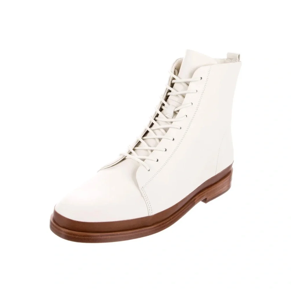 Vince White Boots Size 7.5 - Picture 1 of 3
